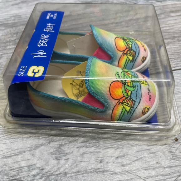 Vintage hand painted shoes size 3 (6-9 months) - Picture 3 of 8